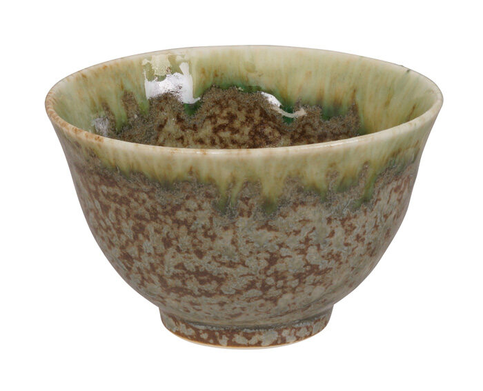 Tasse à thé artisanale verte - 9 x 5,4 cm