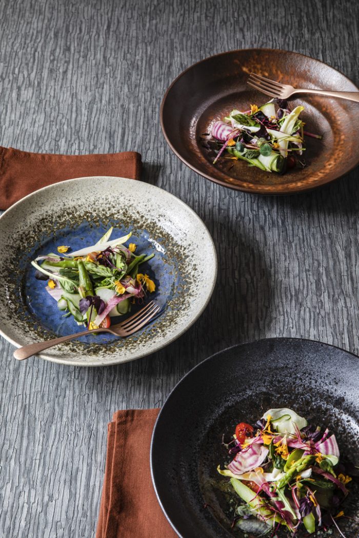Assiette noire - Minoyaki - 23 x 5 cm – Image 2