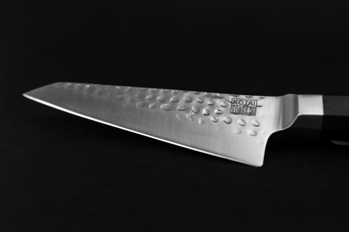 Couteau Kotai - Couteau martelé Bunka Petty avec boîte en bambou - 13,5 cm – Image 4