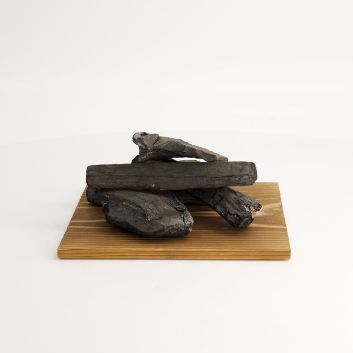 Mélange de charbon de bois Konro Grill Kishu Binchotan du Japon – 15 kg