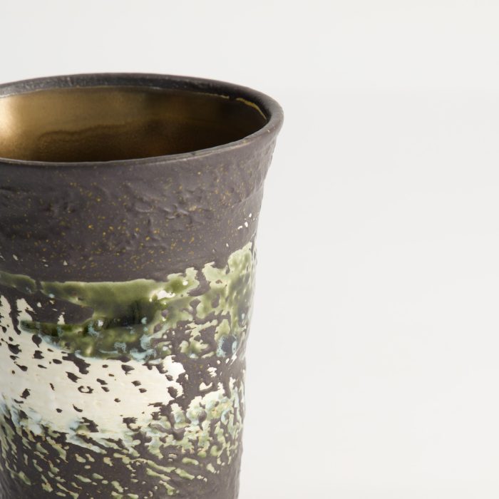 Tokyo Design Studio - Tasse à Thé Artisanale - 8,5x 11 cm - 280 ml - Noir/Or – Image 3
