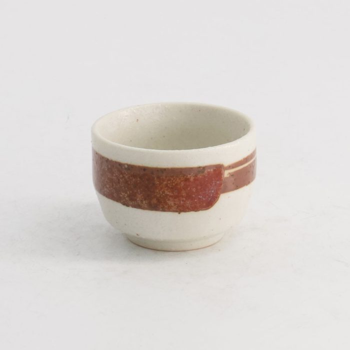 Tokyo Design Studio - Tasse à Sake - Kobiki-Nuriwake - Blanc/Marron - 6x4cm - 160ml – Image 3
