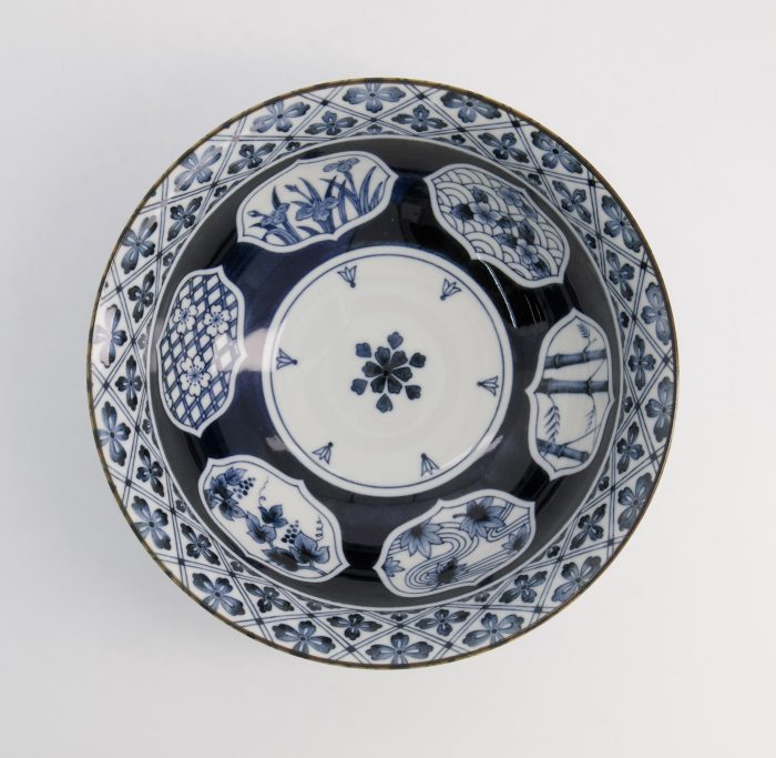 Tokyo Design Studio - Bols Mixtes - 21x8.7cm - 1300ml - Madori-Bishi-Botan - Bleu