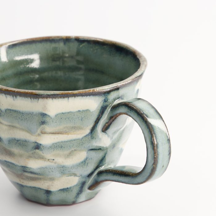Tokyo Design Studio - Tasse Artisanale - Rayure Verte/Beige - 9.5x12.5x7.5cm – Image 4