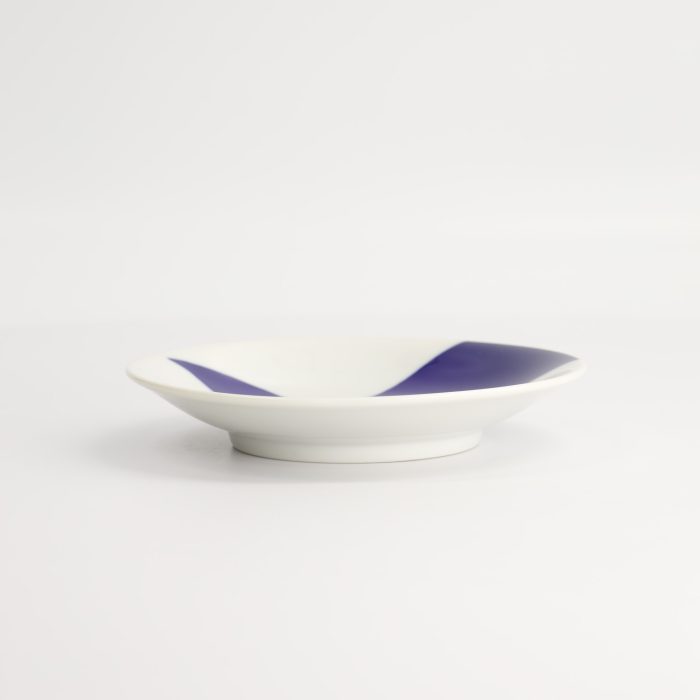 Tokyo Design Studio - Kawaii - Assiette - Baleine - 13.7x2.4cm – Image 3