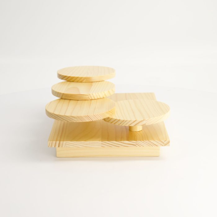 Tokyo Design Studio - Sushi Geta en Bois - Escaliers Ronds - Design - 26,3x18,4x8,7 cm – Image 4