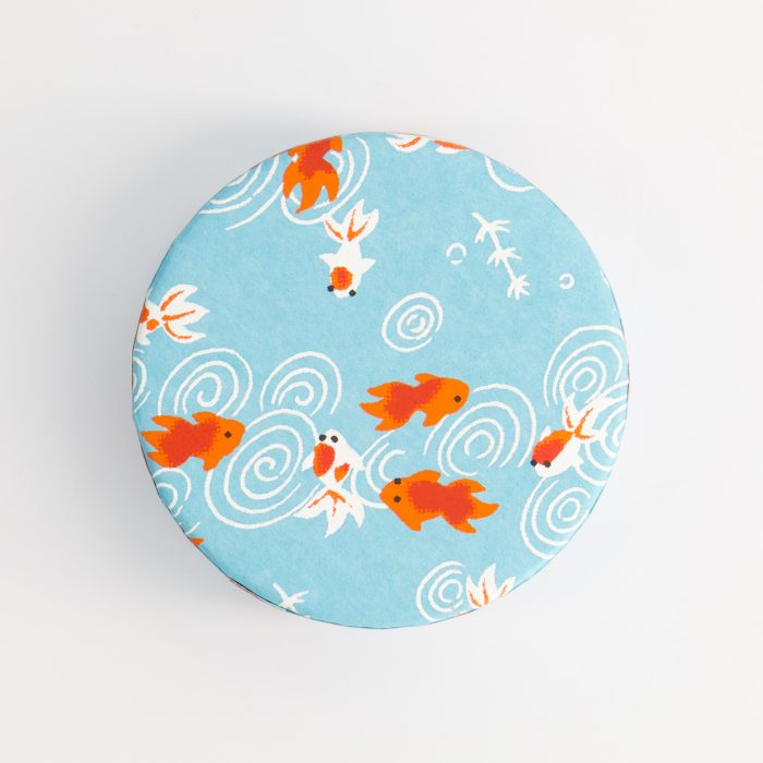 Tokyo Design Studio - Matcha avec Boîte à Thé Poisson Doré - Bleu Clair - 7.5x3.3cm - 30g – Image 3