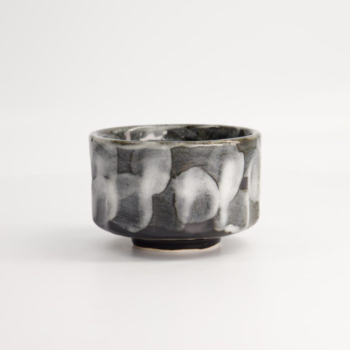 Tokyo Design Studio - Bol à Matcha Artisanal - Kuroshino - 11.5x7.5cm - 400ml – Image 3