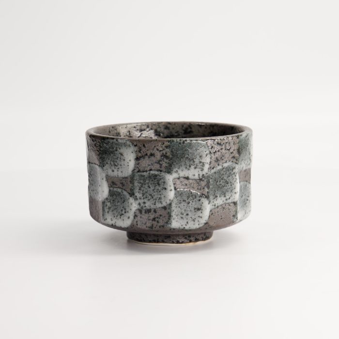 Tokyo Design Studio - Bol à Matcha Artisanal - Grey Tetsu Glaze - 11.5x7.5cm - 400ml – Image 3