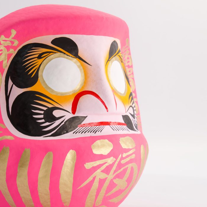 Poupée Daruma Rose - 25 cm – Image 3