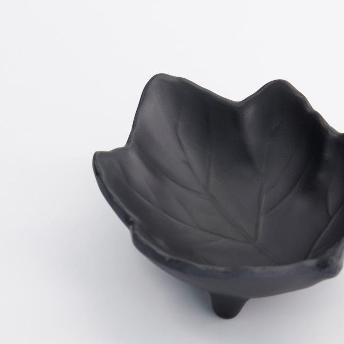 Tokyo Design Studio - Iwate Black - Coupelle à Sauce - Feuille - 10x8x3cm - 55ML – Image 5