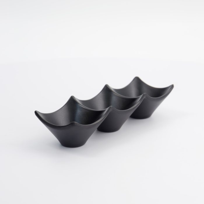 Tokyo Design Studio - Iwate Noir - Coupelle à Sauce - 3 pièces - 18,7x6,2x4,4 cm - 114 ml – Image 3