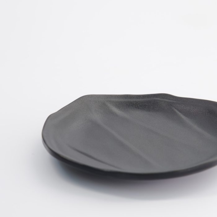 Tokyo Design Studio - Mélamine - Iwate Noir - Assiette Ronde - 15.7x15.7x2.3cm – Image 4