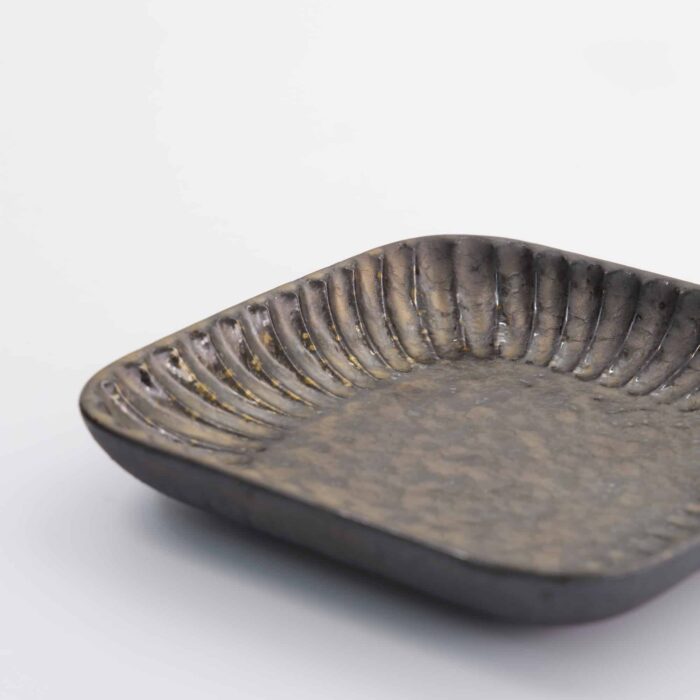 Tokyo Design Studio - Mino Craft - Assiette Carrée - 16x16x2.5cm - Gris – Image 2