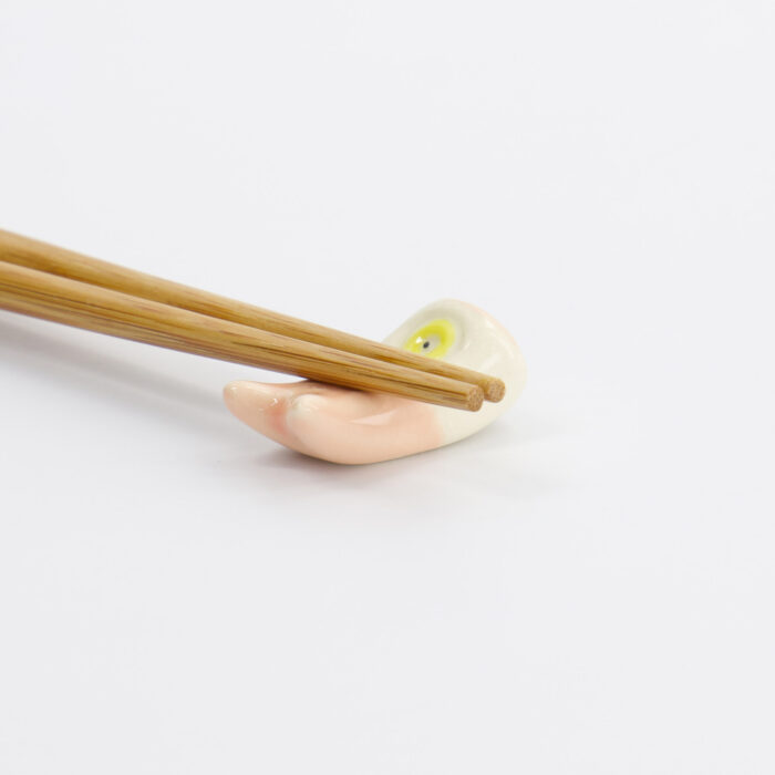 Tokyo Design Studio – Kawaii – Repose-Baguettes – Koinobori Rose – 3,6x1,8x1,5cm – Image 2