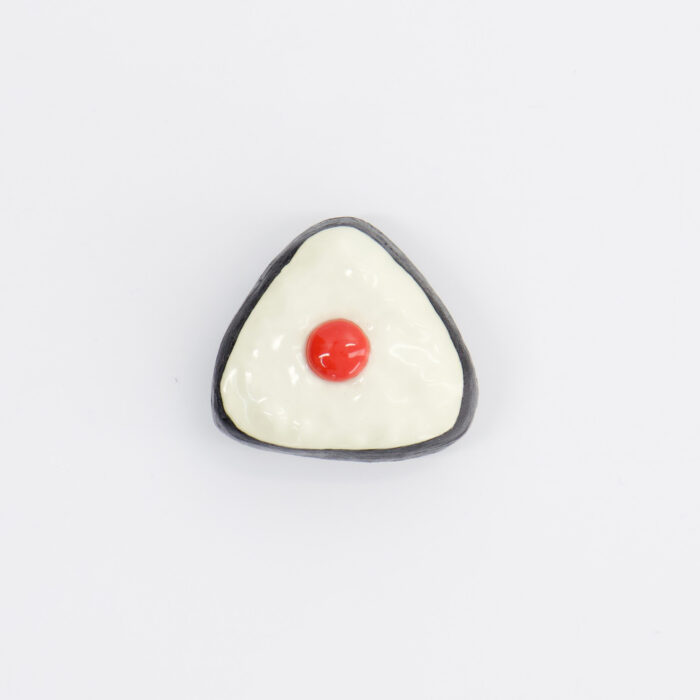 Tokyo Design Studio – Kawaii – Repose-baguettes – Ume Onigiri – 3,5 x 3,5 x 1,7 cm – Image 3