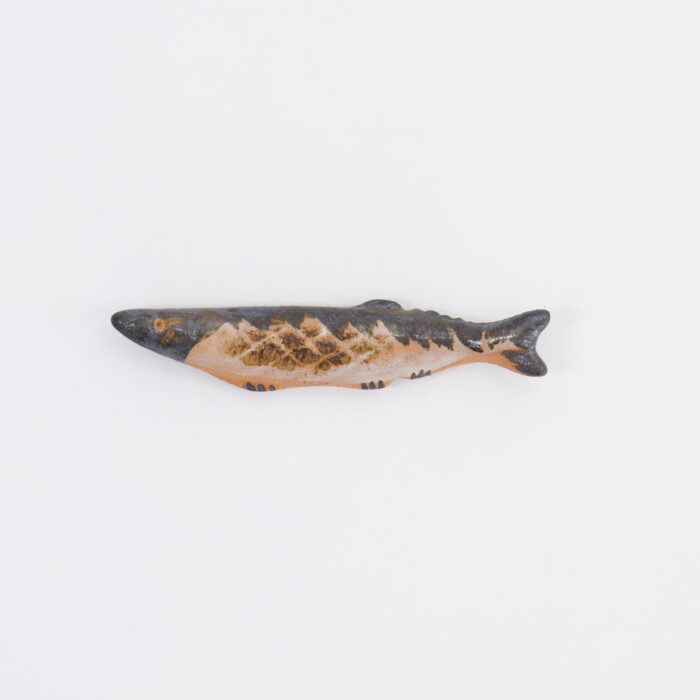 Tokyo Design Studio – Kawaii – Repose-baguettes – Poisson Sanma – 7,3x1,5x0,9 cm – Image 2