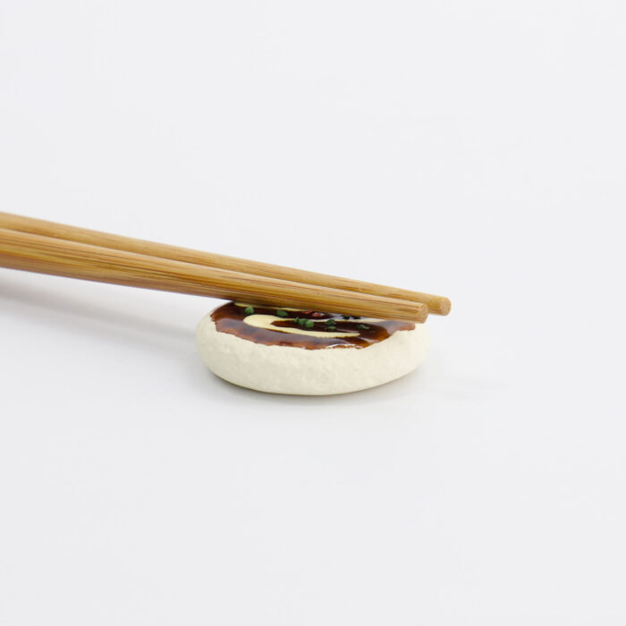Tokyo Design Studio - Kawaii - Repose-Baguettes - Okonomiyaki - 3.9x1cm – Image 2