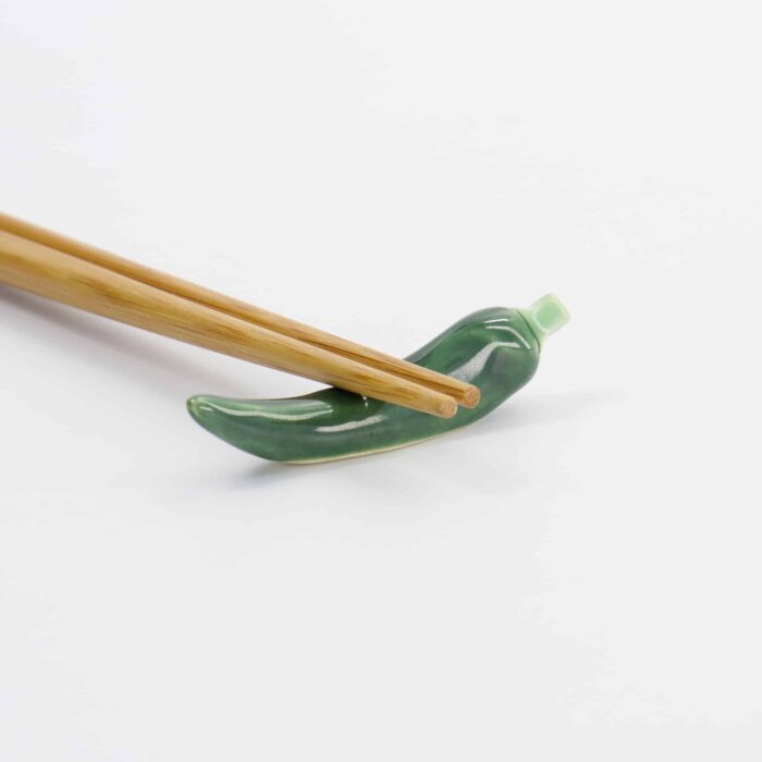 Tokyo Design Studio - Kawaii - Repose Baguettes - Poivron Vert - 6.2x1.7x2.9cm – Image 4