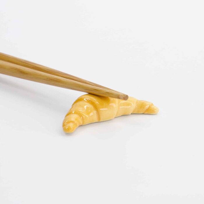 Tokyo Design Studio - Kawaii - Repose-baguettes - Croissant - 4.6x2.7x1.7cm – Image 3