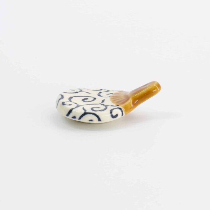 Tokyo Design Studio - Kawaii - Repose-Baguettes - Fan Karakusa - 4x4.9x1.6cm – Image 4