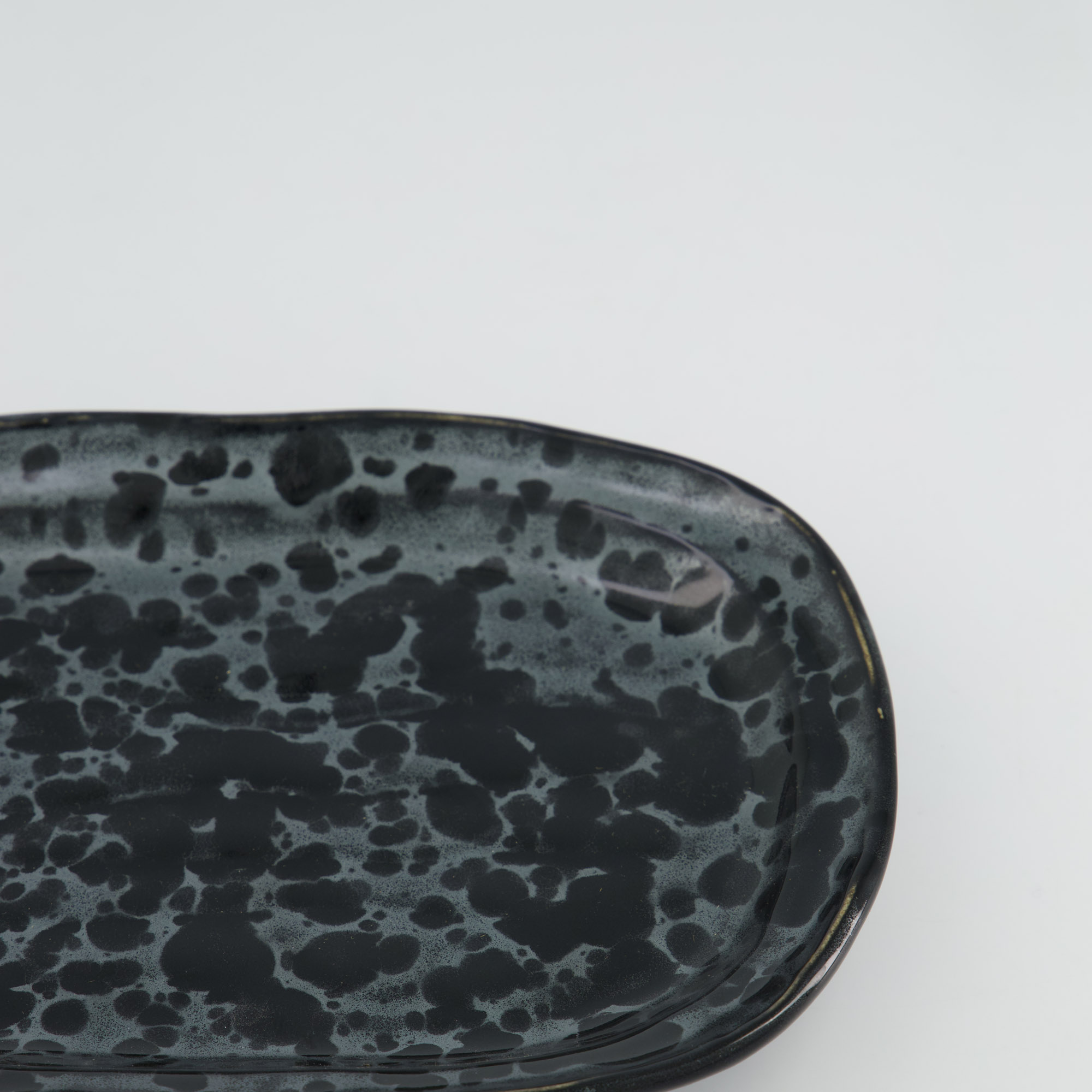 Tokyo Design Studio - Craft Ginsai - Assiette Ovale - 25.8x16.7cm - Noir – Image 3