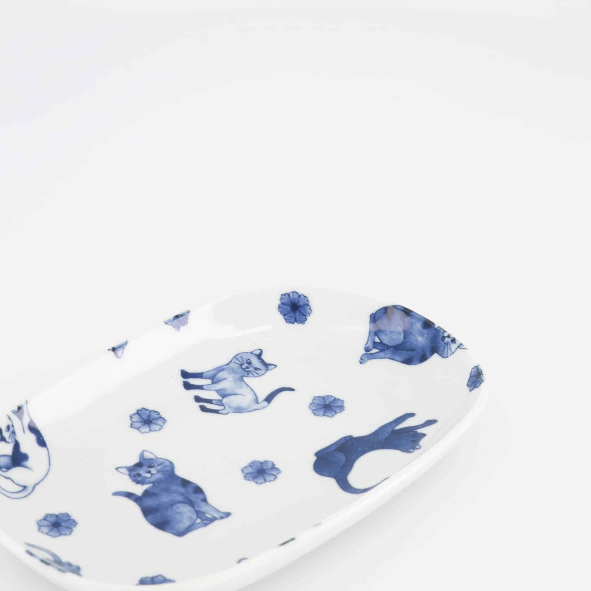 Tokyo Design Studio - Kawaii - Hananeko - Chat - Assiette - Ovale – 18.7 x 12.8 x 2.5 cm – Bleu – Image 2