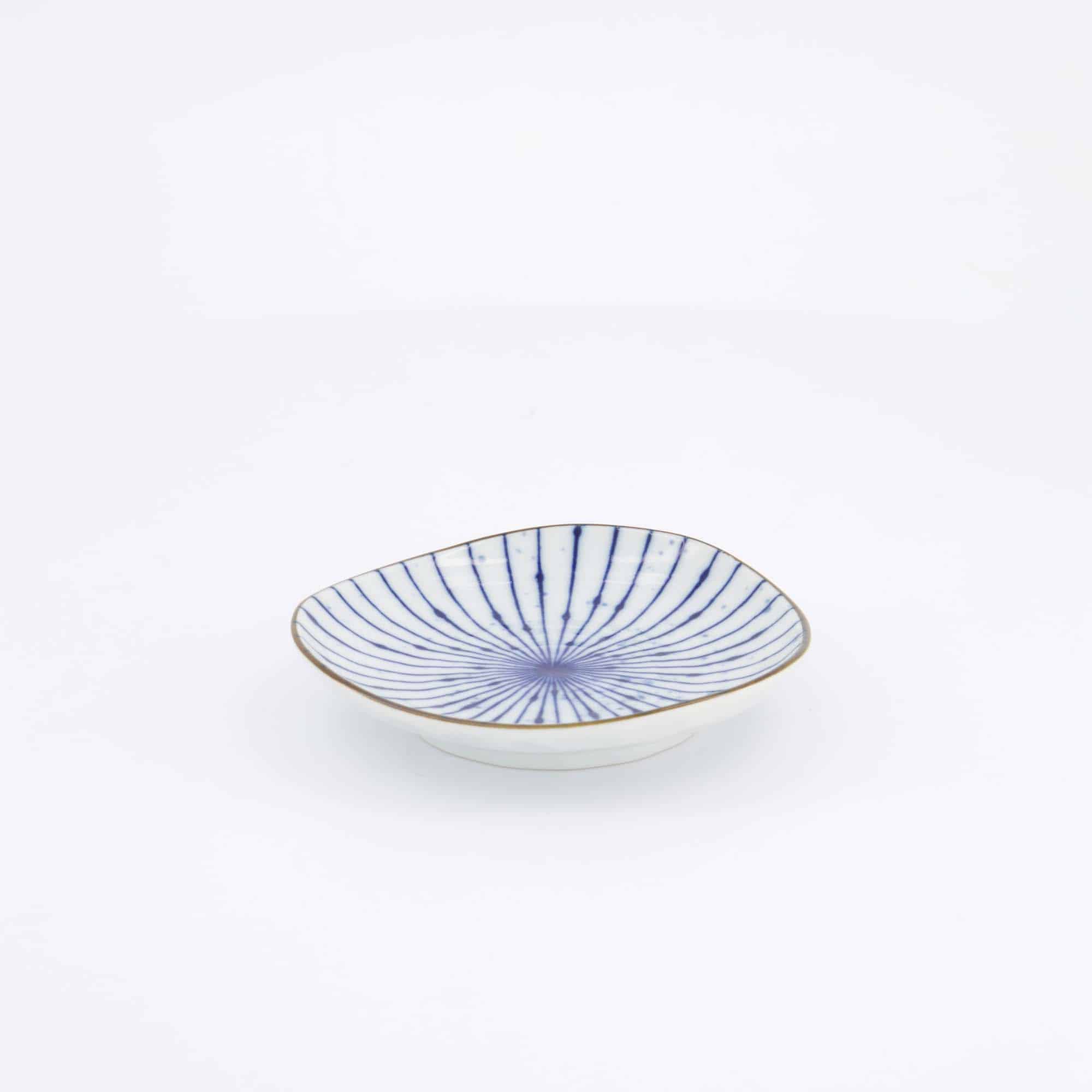 Tokyo Design Studio - Yamahida - Blue - Triangle - Plate - Fukizome - Tokusa – 12.2 x 2.5 cm