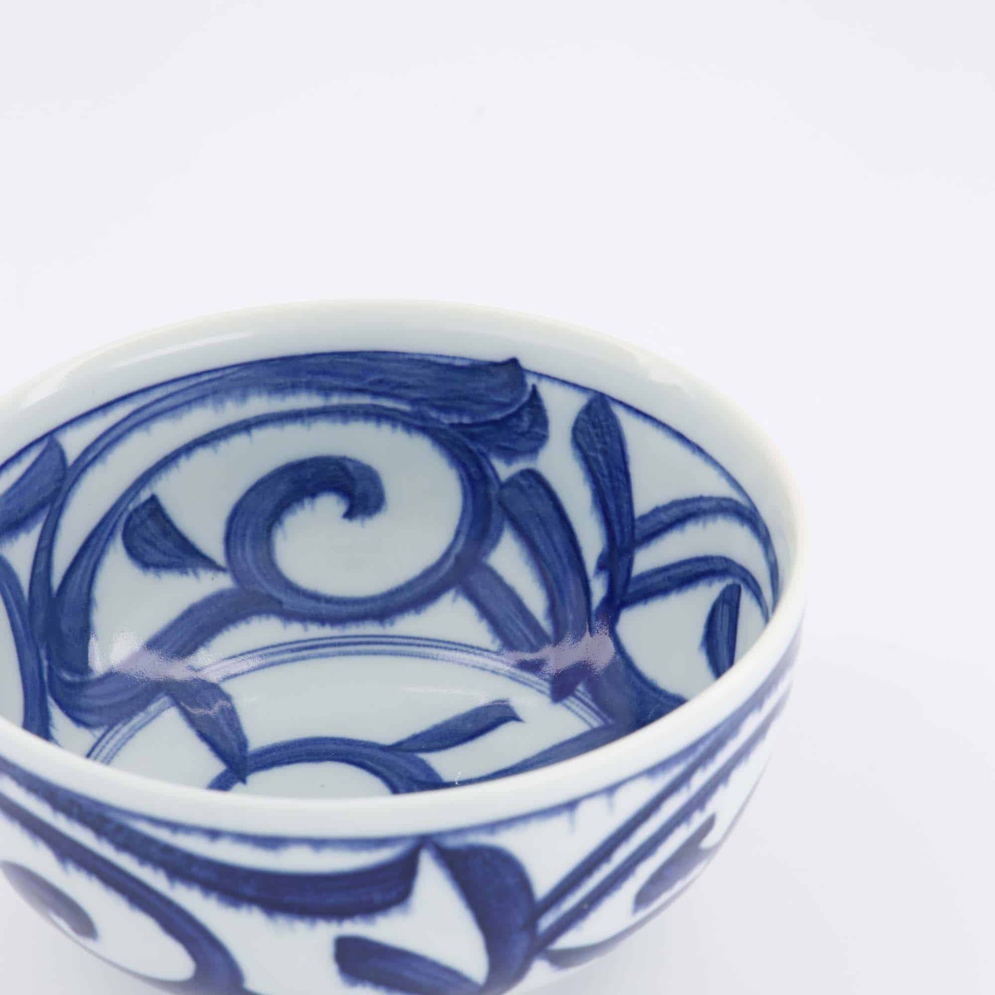 Tokyo Design Studio - Yamahida - Blue - Bol - Okonomi - Karakusa – 16 x 8.4 cm – 1000 ml – Image 2